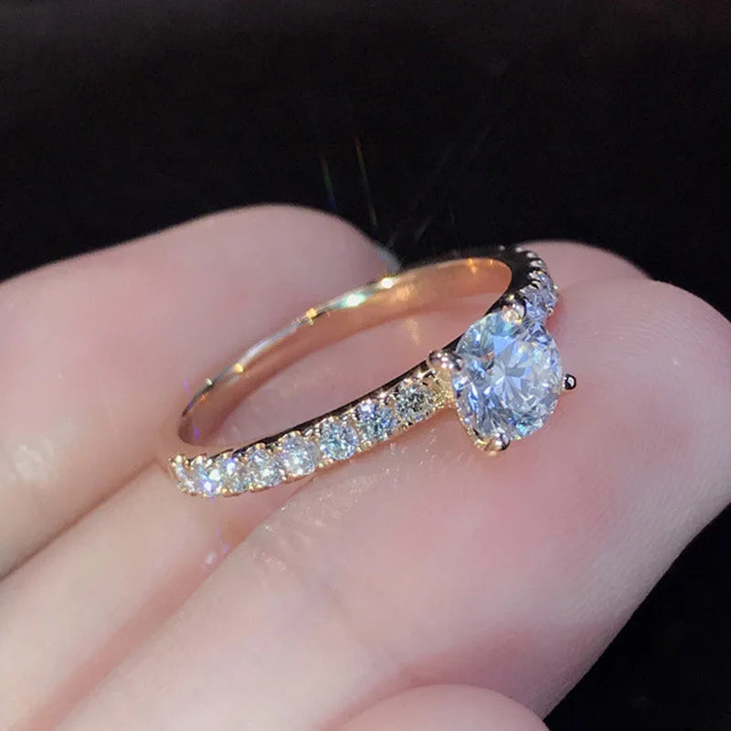 Velour Heartline Wedding Ring