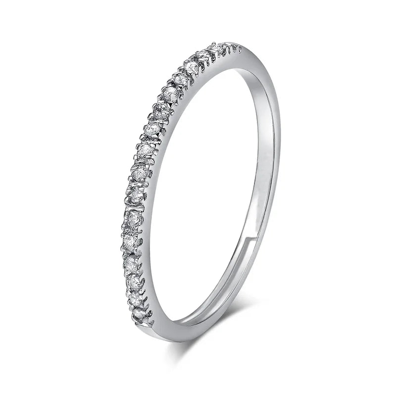 Maison Lumière Solitaire Ring